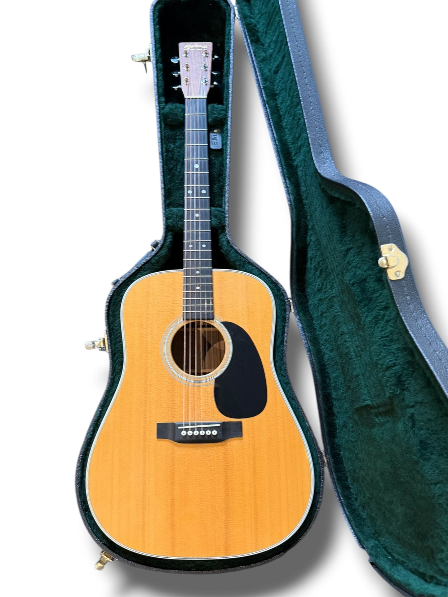 Martin  D-28 Standard (2015) – Passive Pickup