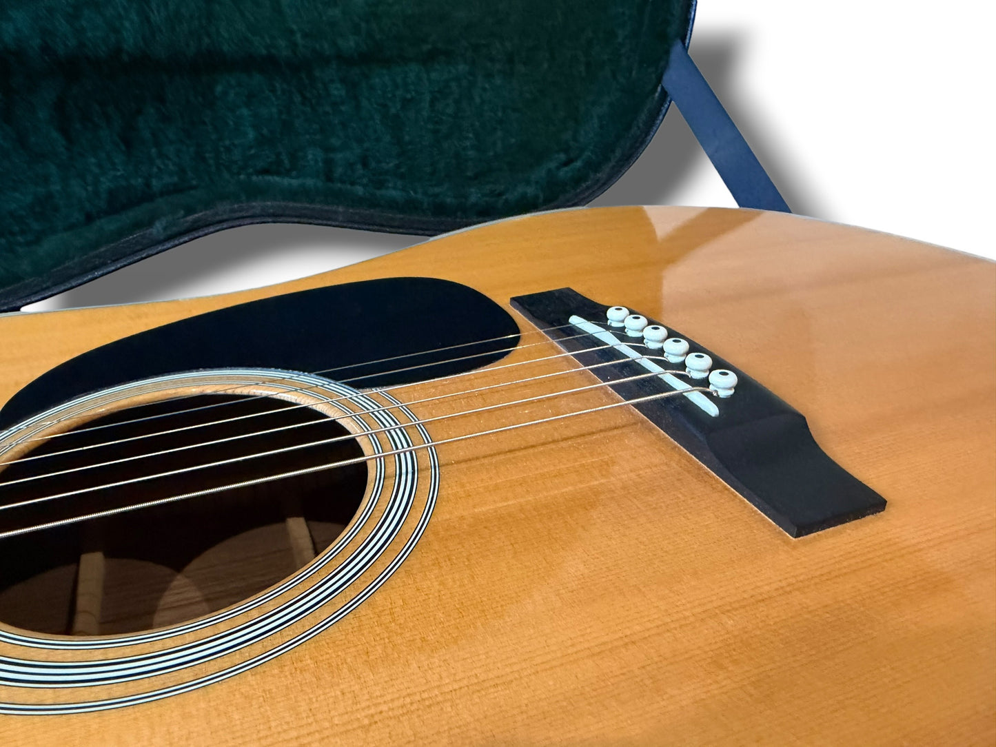 Martin  D-28 Standard (2015) – Passive Pickup