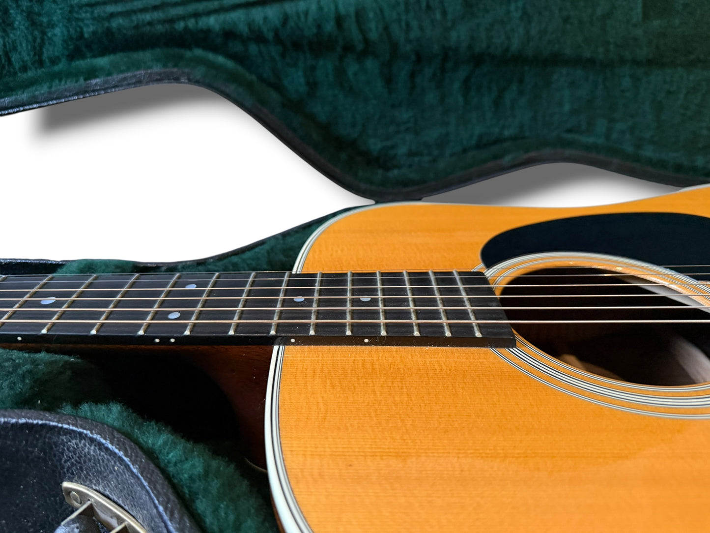 Martin  D-28 Standard (2015) – Passive Pickup