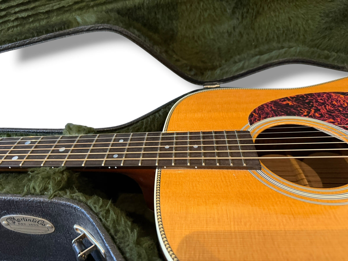Martin HD-28 Standard (Pre-owned) 2008 - K&K pickup