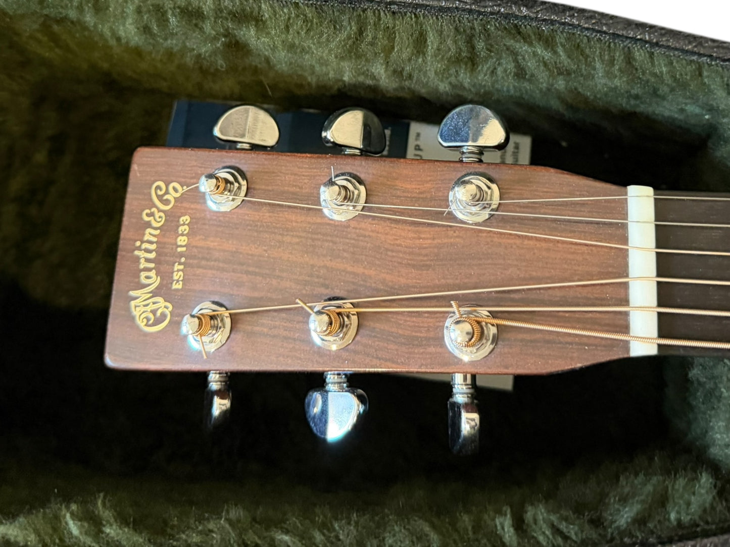 Martin HD-28 Standard (Pre-owned) 2008 - K&K pickup