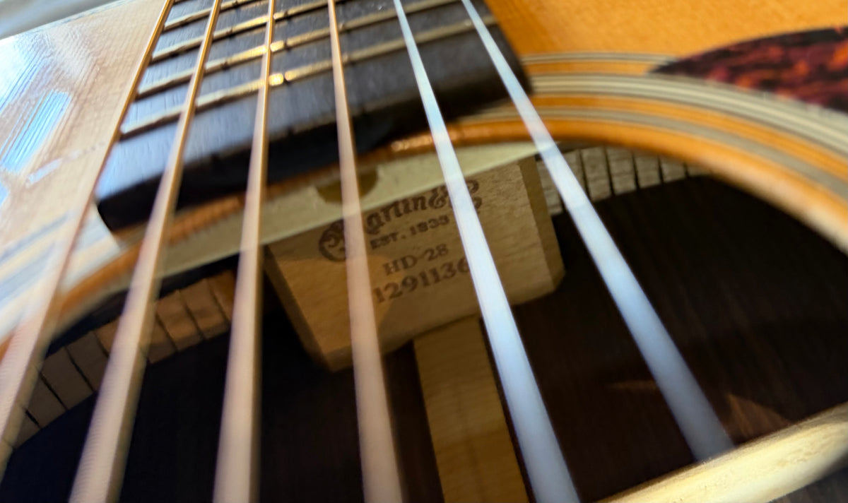 Martin HD-28 Standard (Pre-owned) 2008 - K&K pickup