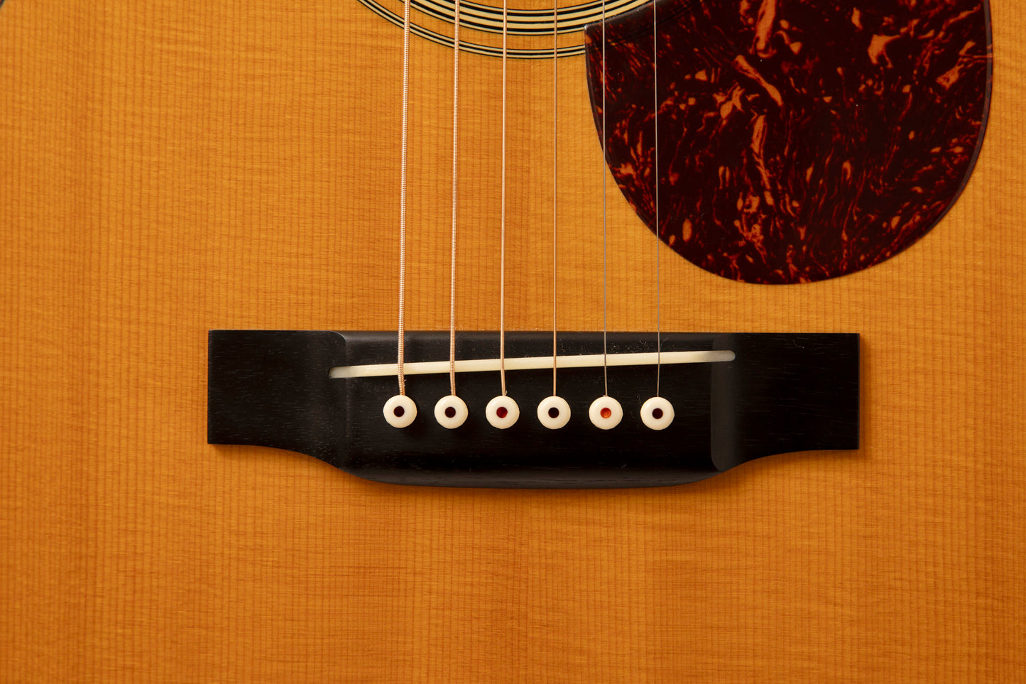Martin OM-28V (Pre-Owned) 2006 Vintage