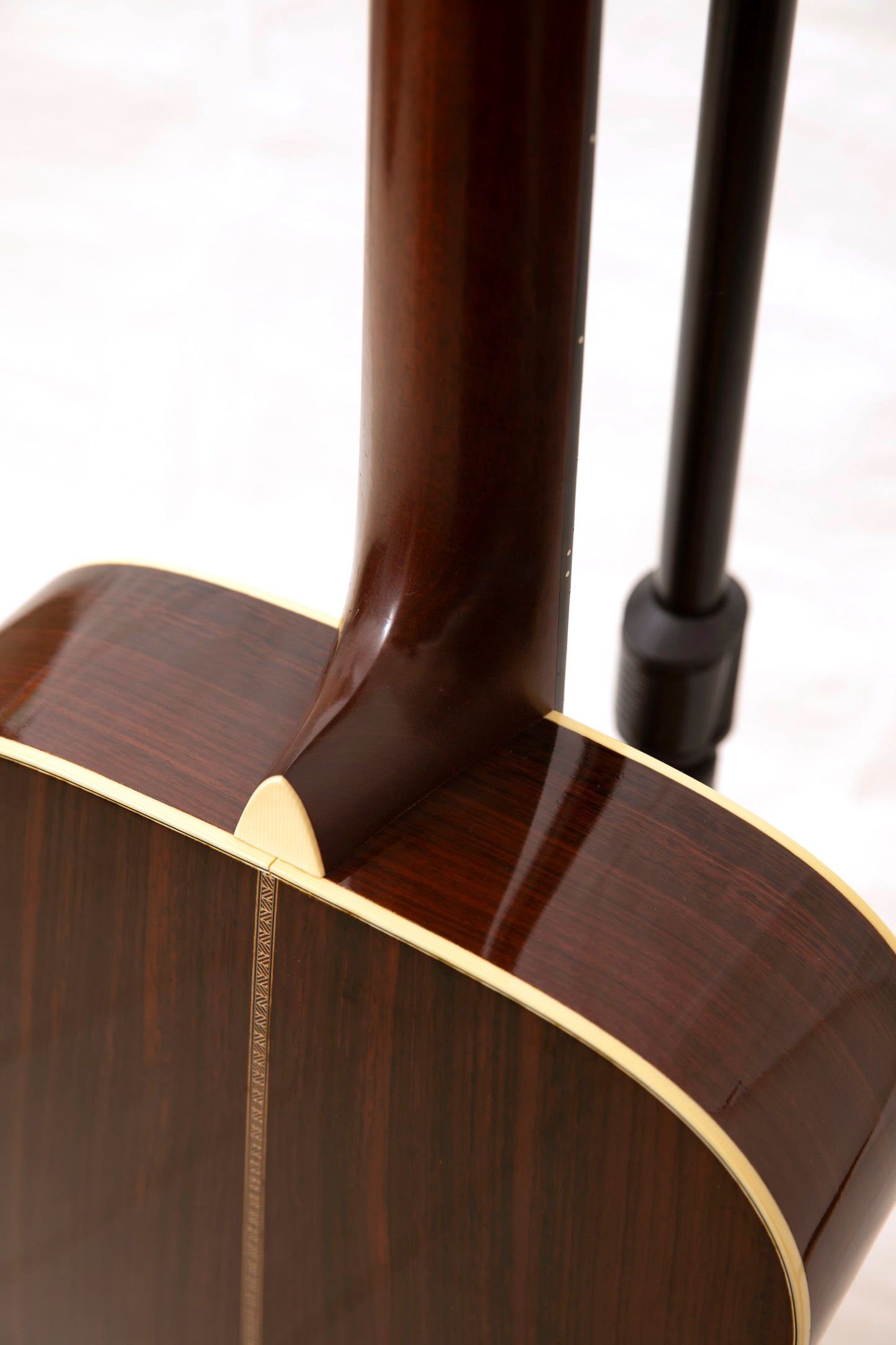 Martin OM-28V (Pre-Owned) 2006 Vintage