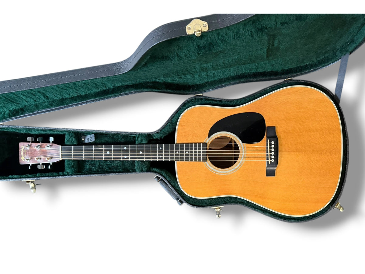 Martin D-28 Standard (Pre-owned) 2002
