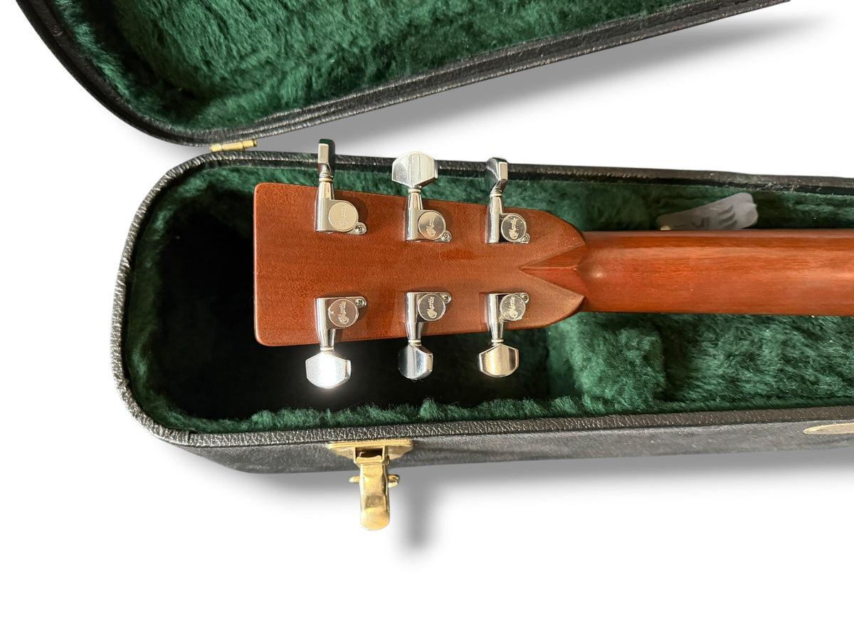 Martin D-28 Standard (Pre-owned) 2002
