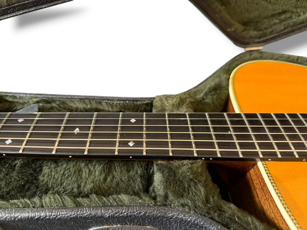 Martin OM-28 Retro (Pre-owned) 2026 - Aura pickup