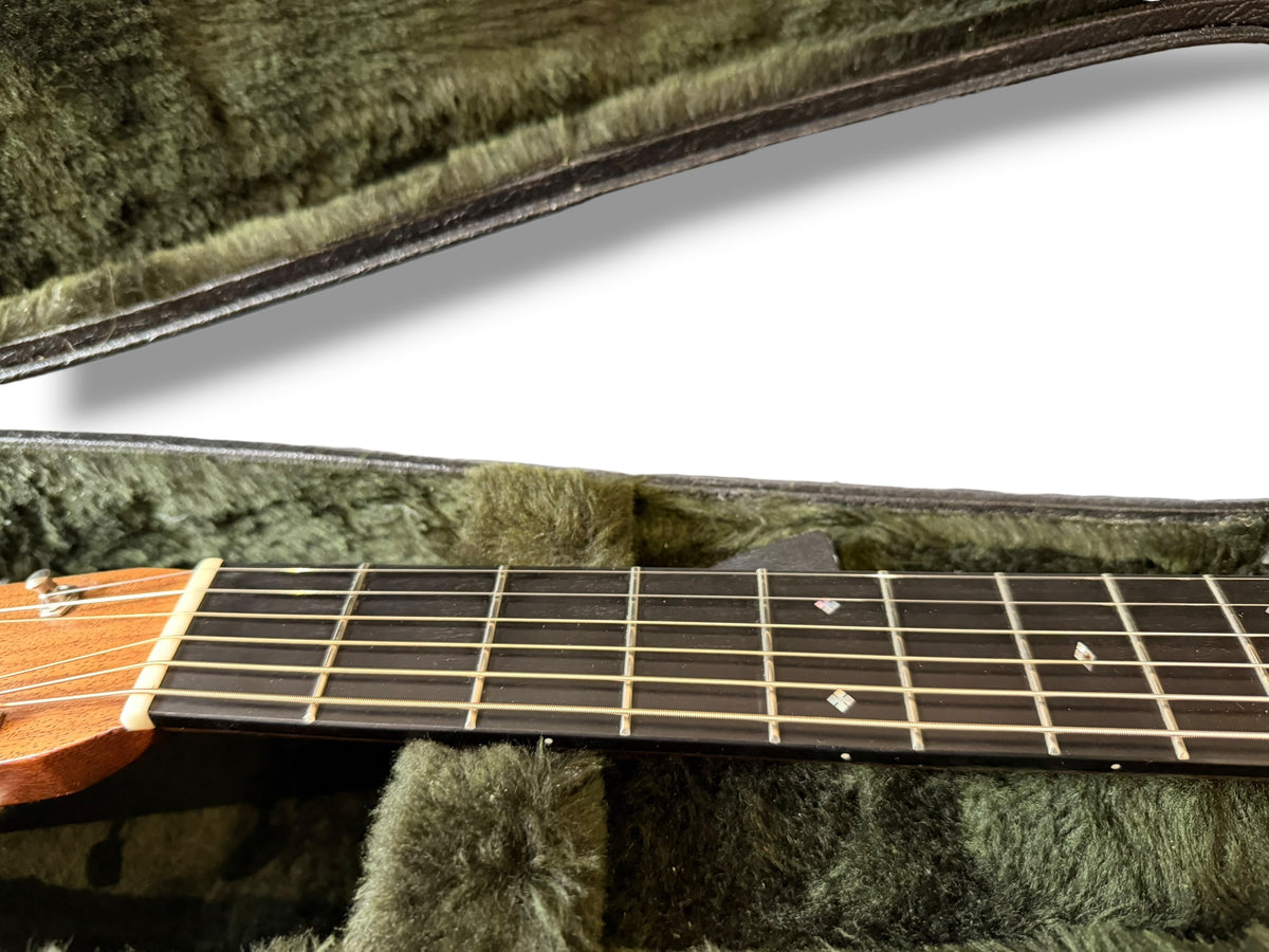 Martin OM-28 Retro (Pre-owned) 2026 - Aura pickup