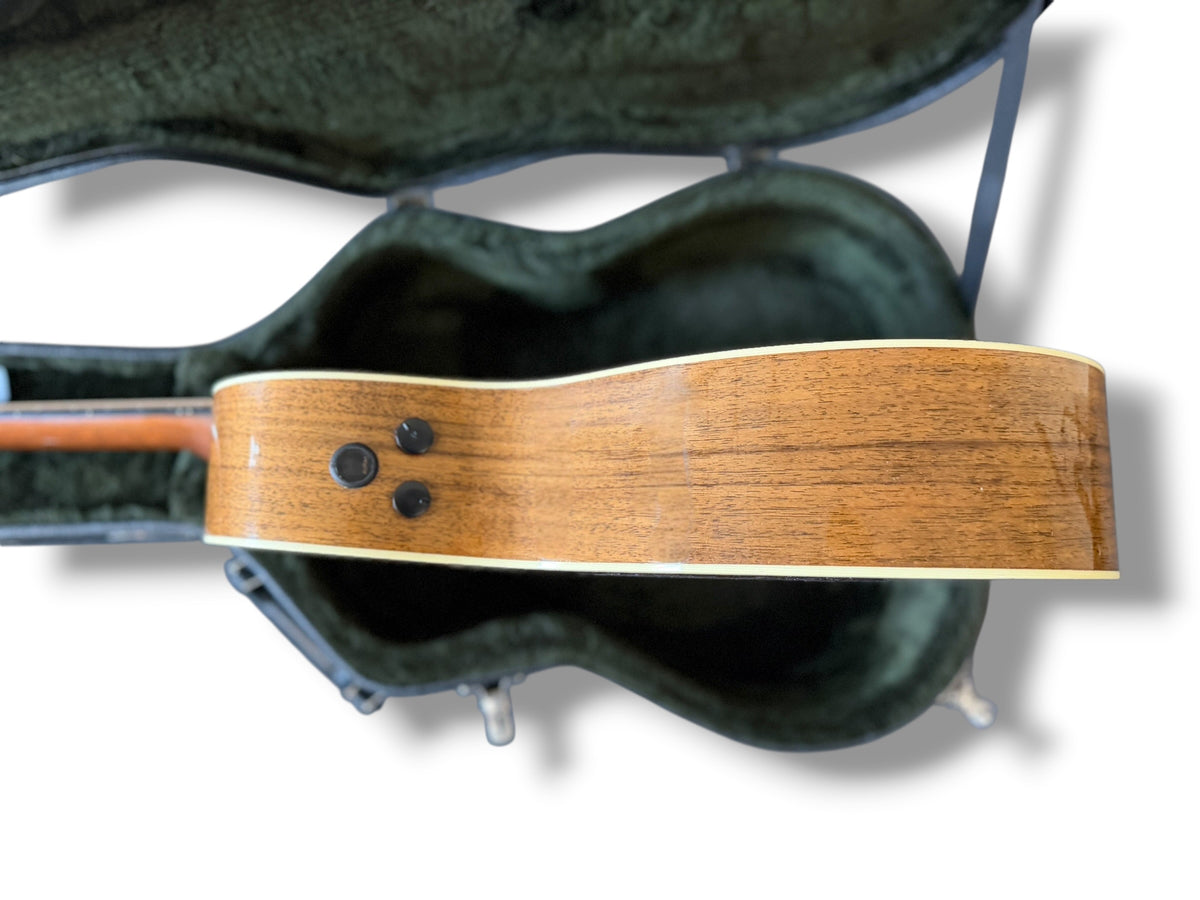 Martin OM-28 Retro (Pre-owned) 2026 - Aura pickup