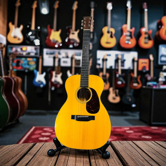 Martin 00-18 (Pre-owned) 2019 LR Baggs