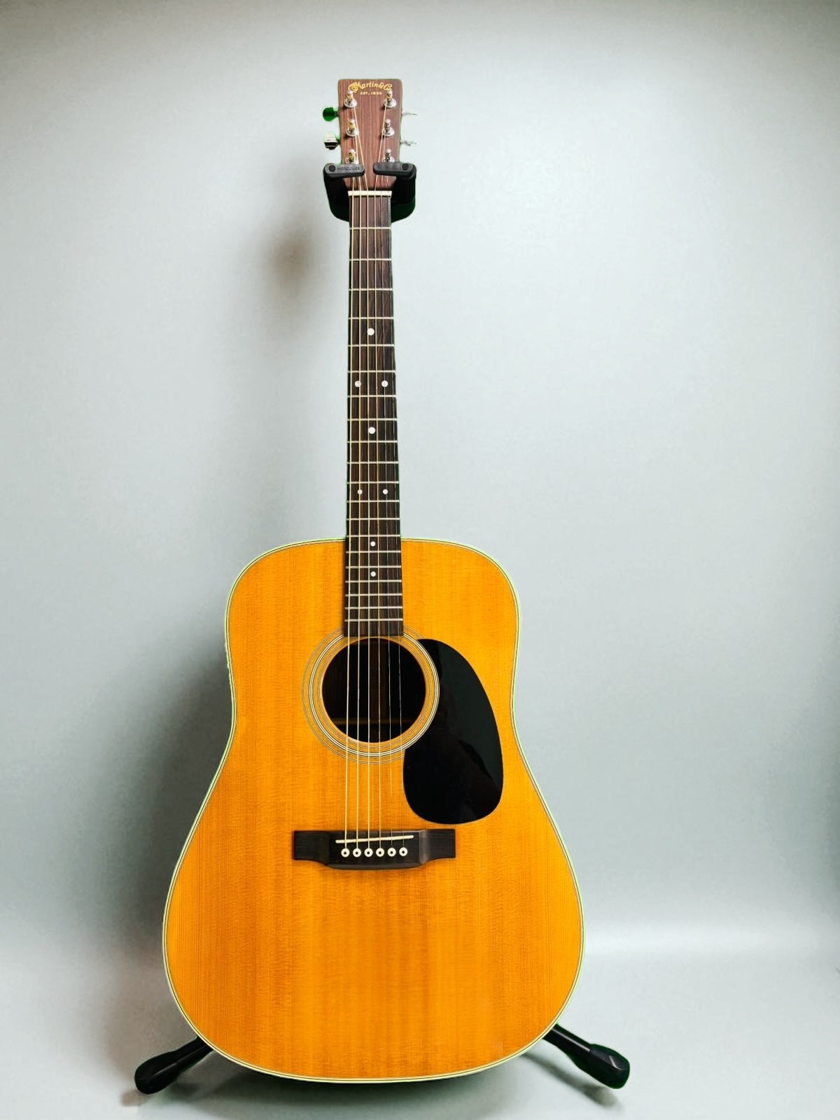 Martin D-28 ( Pre-owned) 2010 Martin pickup