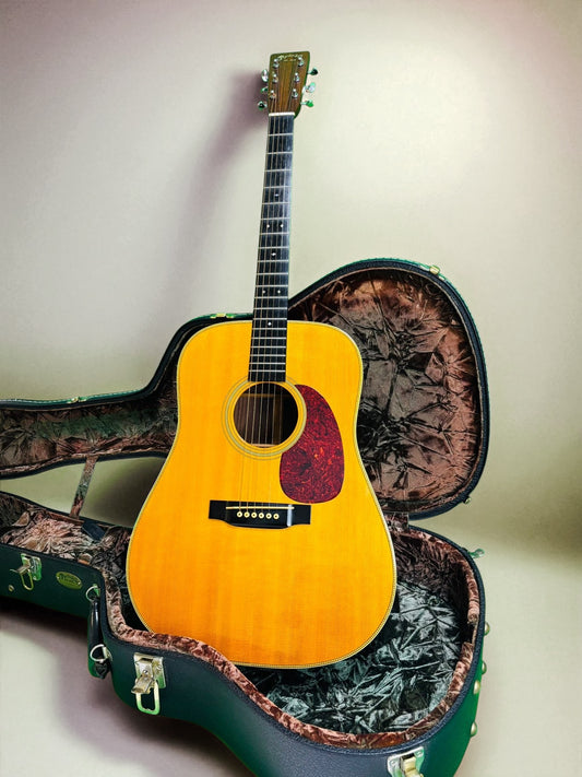 Martin HD-28V Vintage Series (Pre-owned) 2000