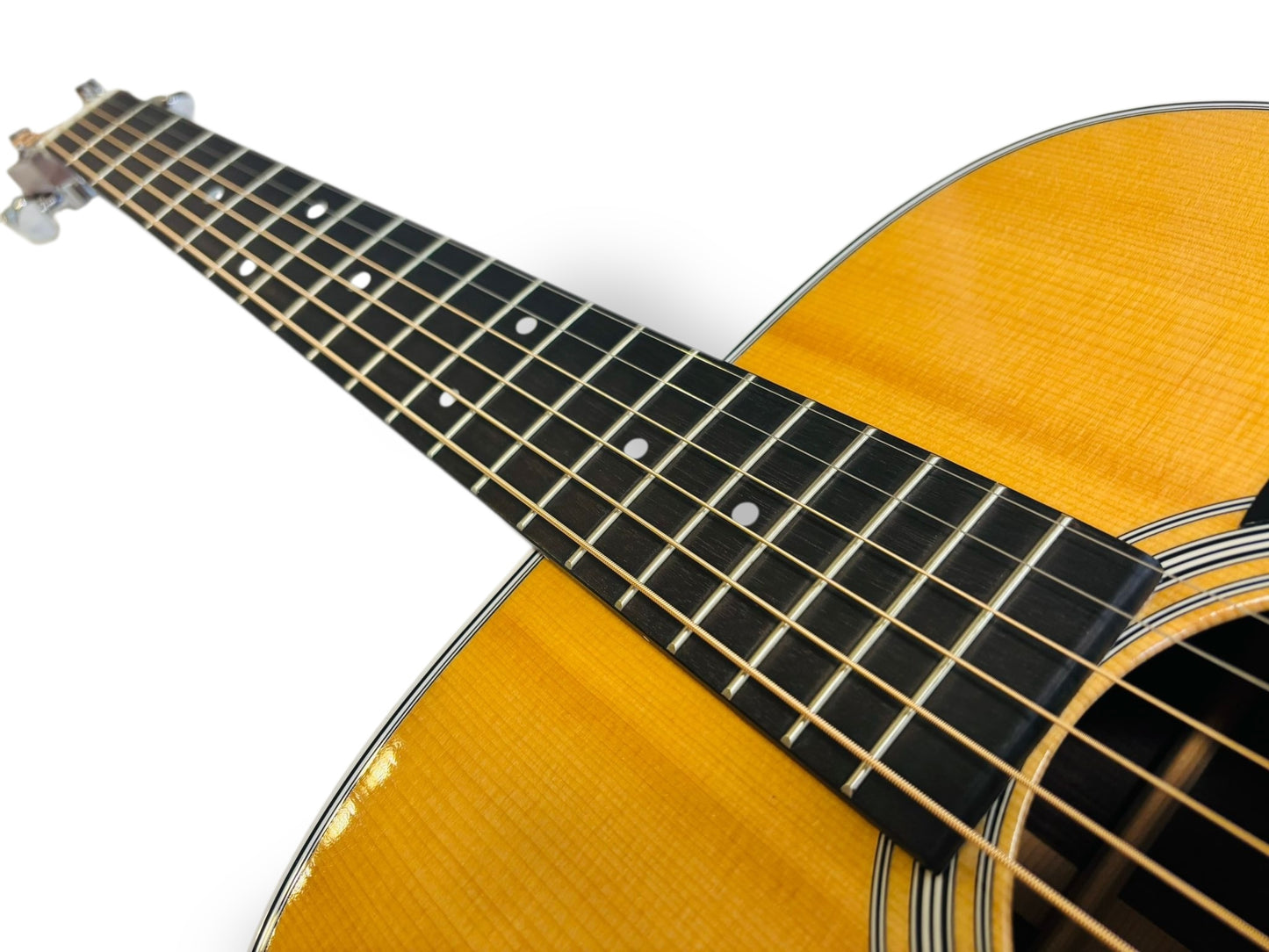 Martin D-28 (Pre-owned) 2011