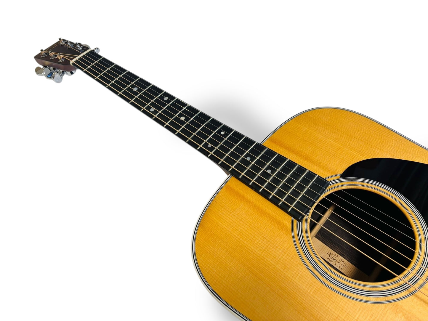 Martin D-28 (Pre-owned) 2011