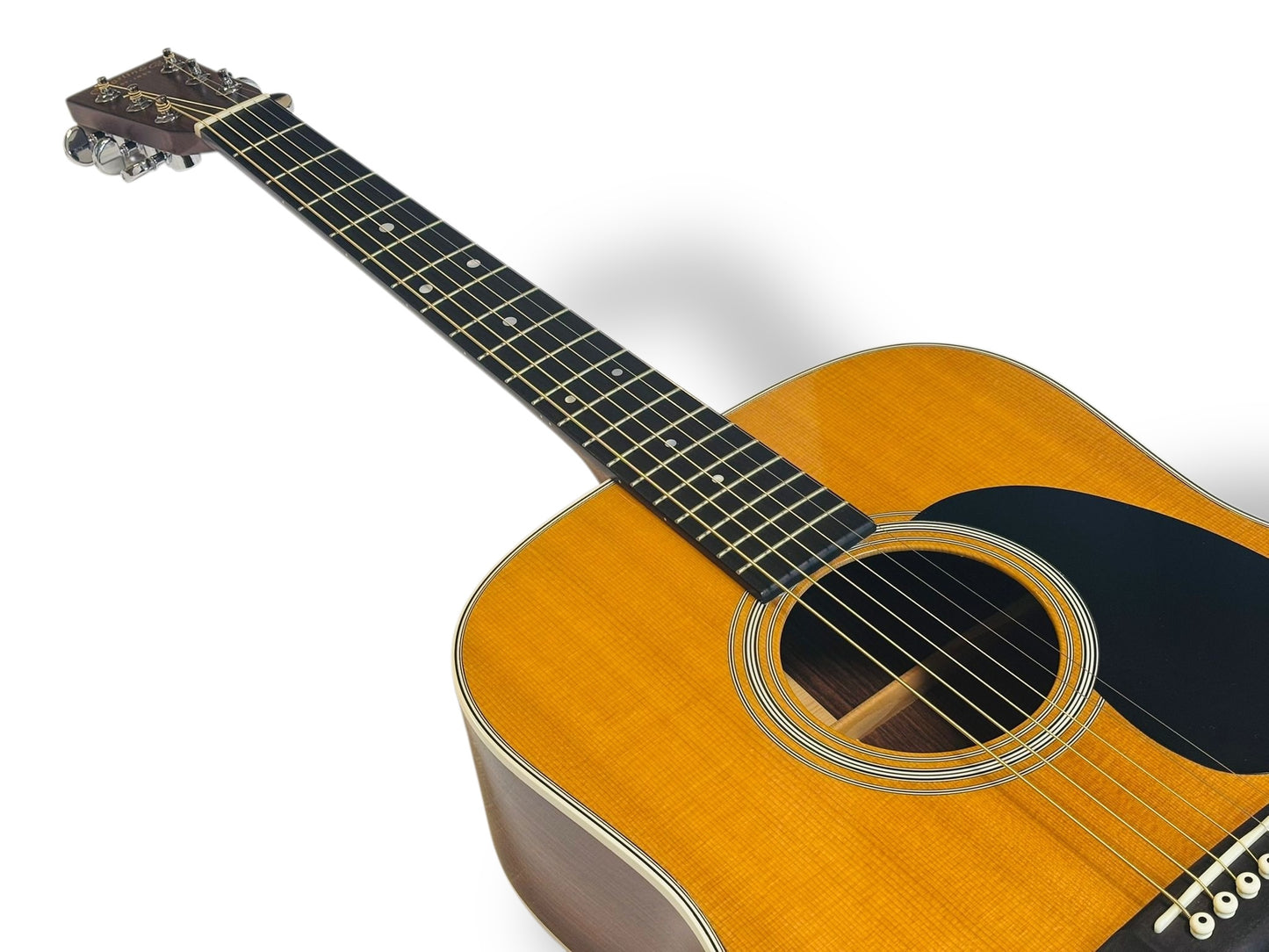 Martin D-28 standard (Pre-owned) 2014 Excellent condition