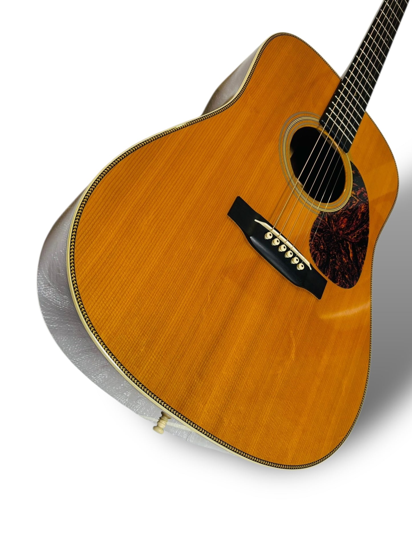Martin HD-28V (Pre-owned) 2008