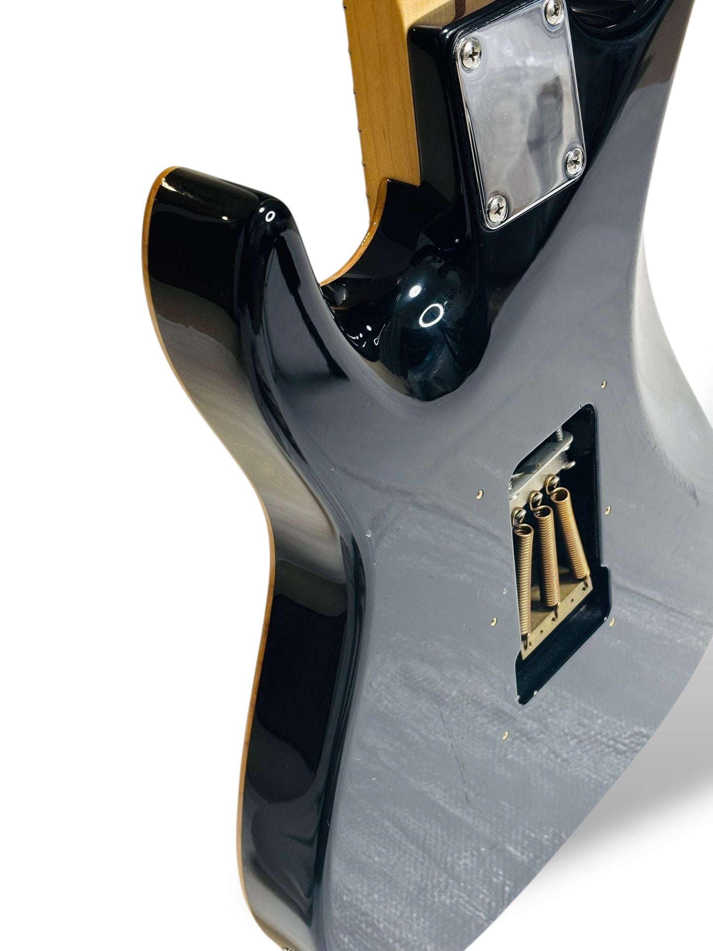 Suhr Pro Series S6 ( Pre-owned) 2011