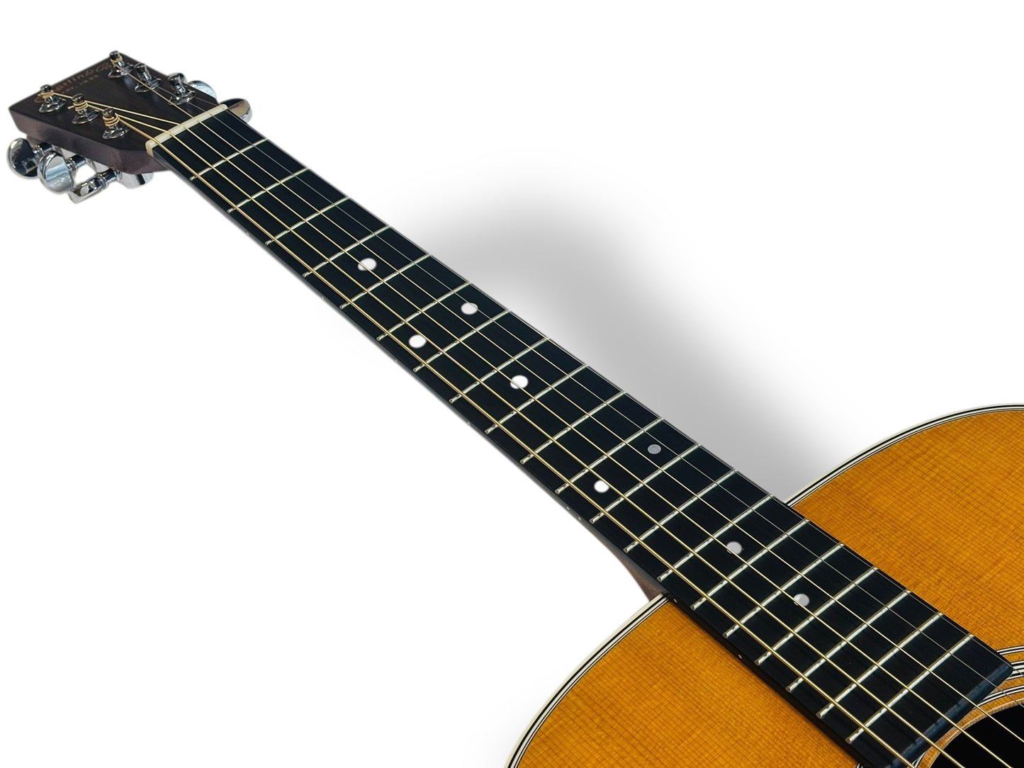 Martin D-28 standard (Pre-owned) 2014 Excellent condition