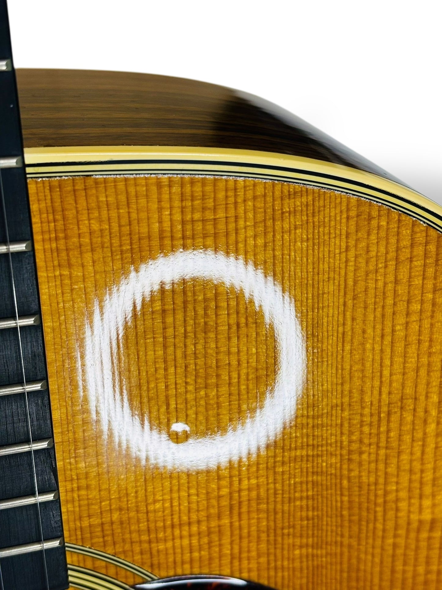 Martin D-28 Reimagined (Pre-owned) 2018 Fishman pickup