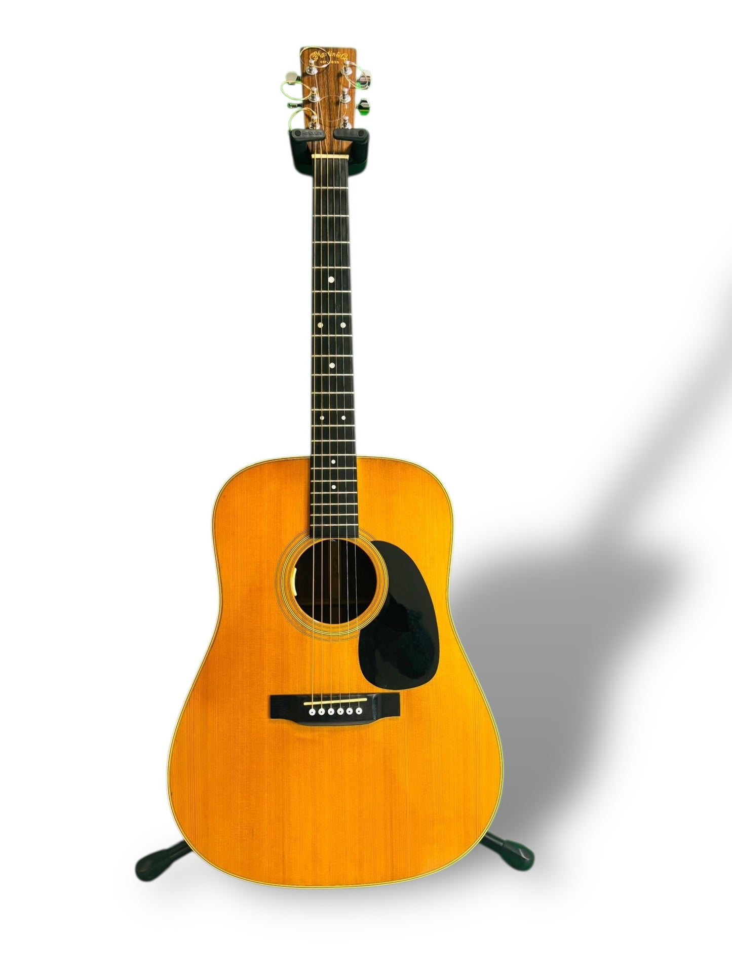 Martin D-28 (Pre-owned) 2003 LR Baggs Anthem