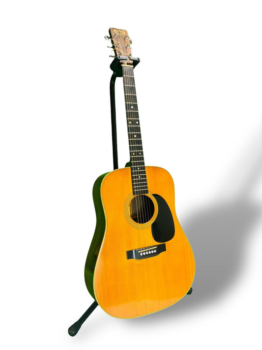 Martin D-28 (Pre-owned) 2003 LR Baggs Anthem