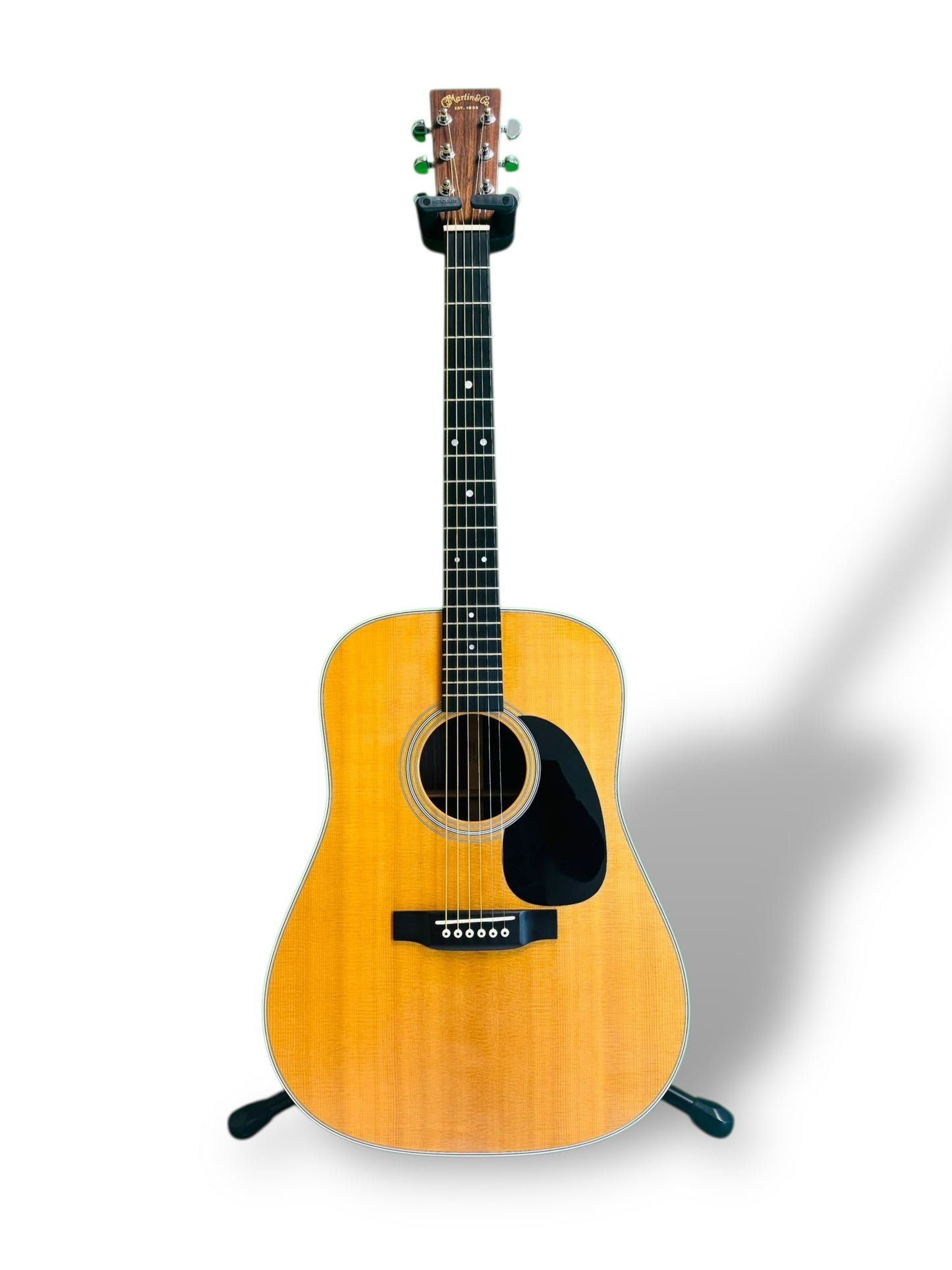 Martin D-28 standard (Pre-owned) 2014 Excellent condition