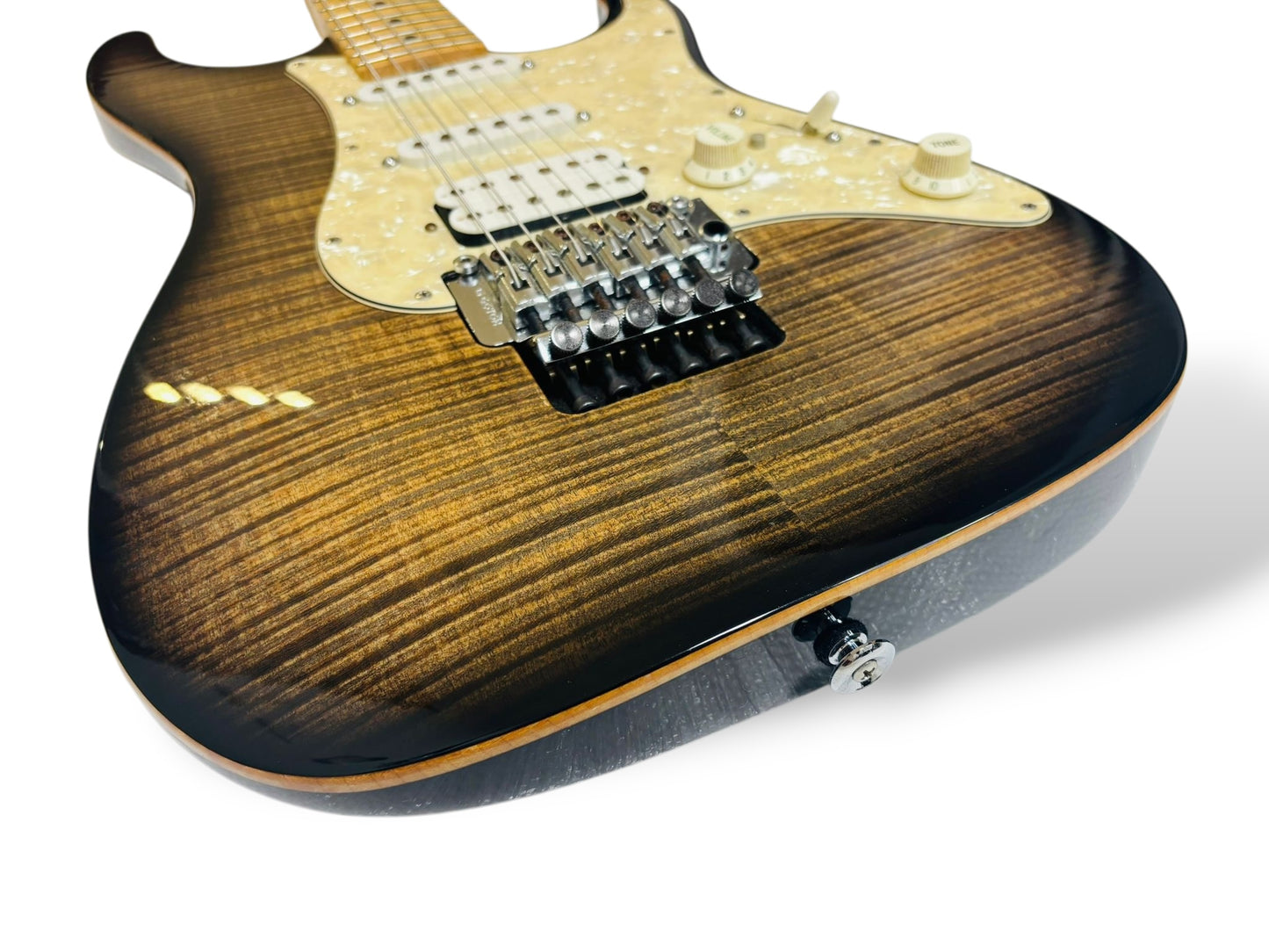 Suhr Pro Series S6 ( Pre-owned) 2011