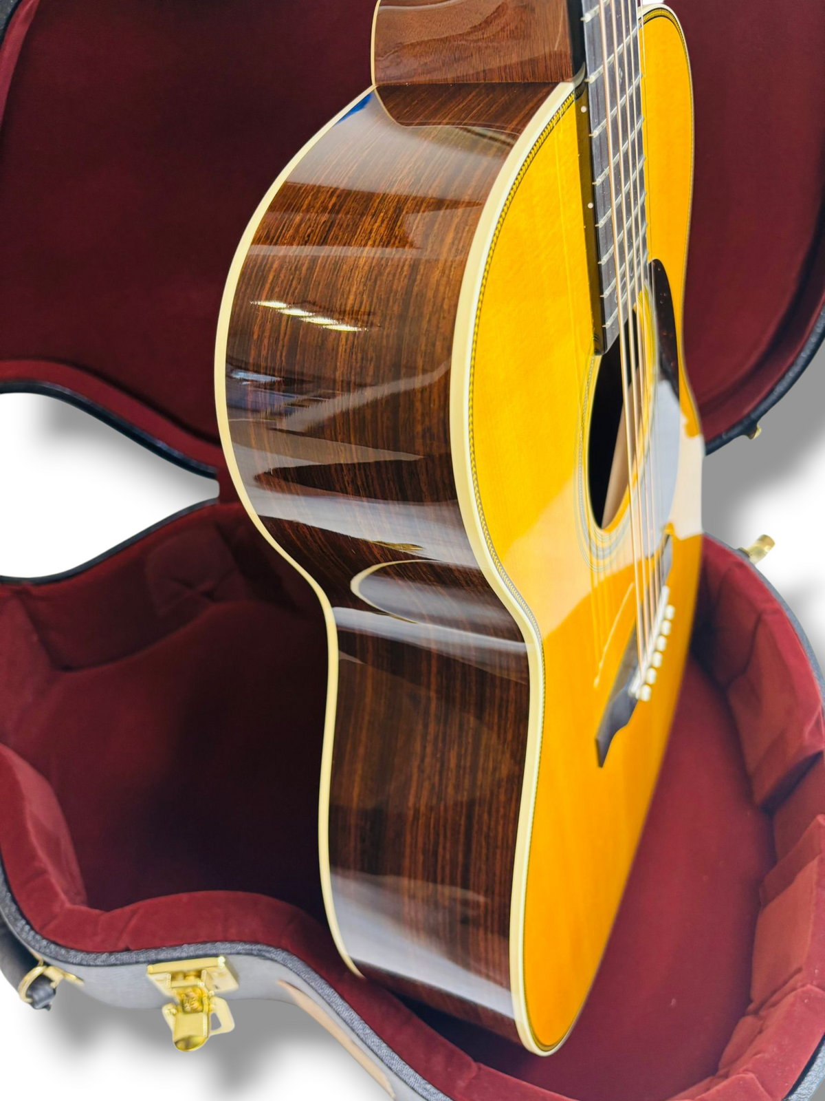 Martin 000-28EC Eric Clapton (Pre-owned) 2023 like new