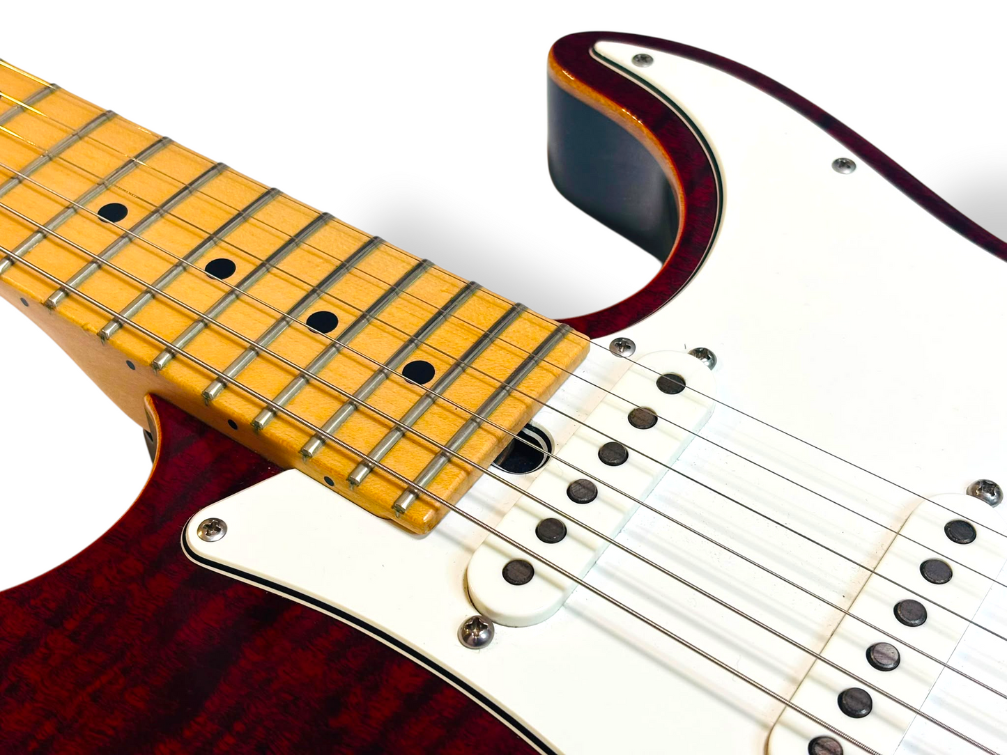 Suhr Pro Series S4 Flame Maple Chilli Pepper Red