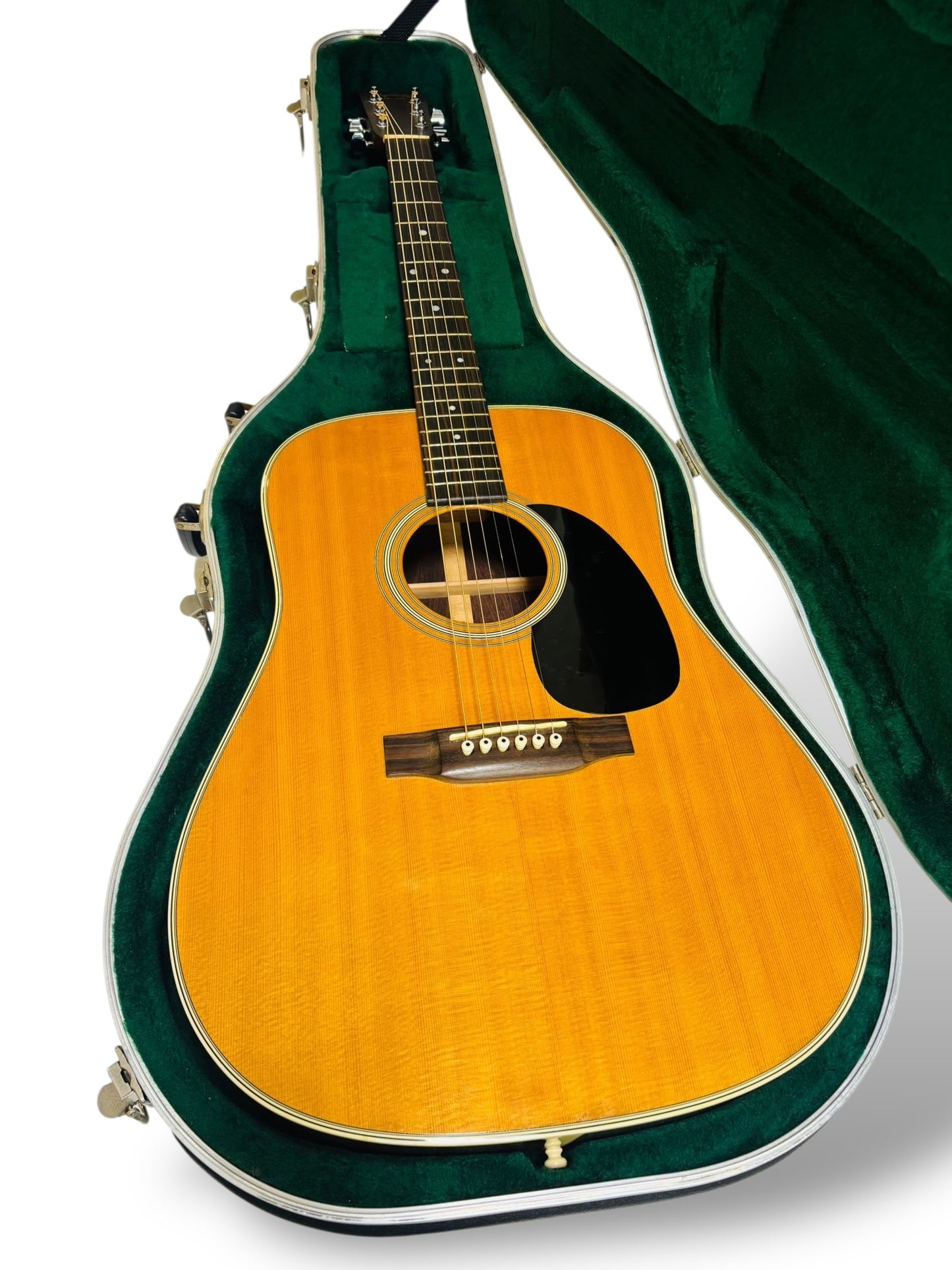 Martin D-28 (Pre-owned) 2005