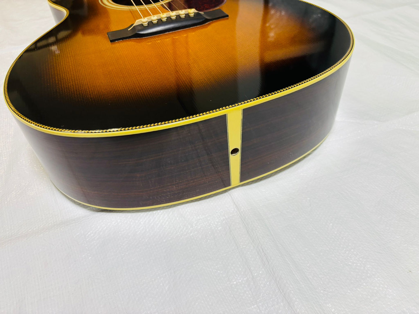 Martin OM-28V Vintage Series Sunburst (Pre-owned) 2000