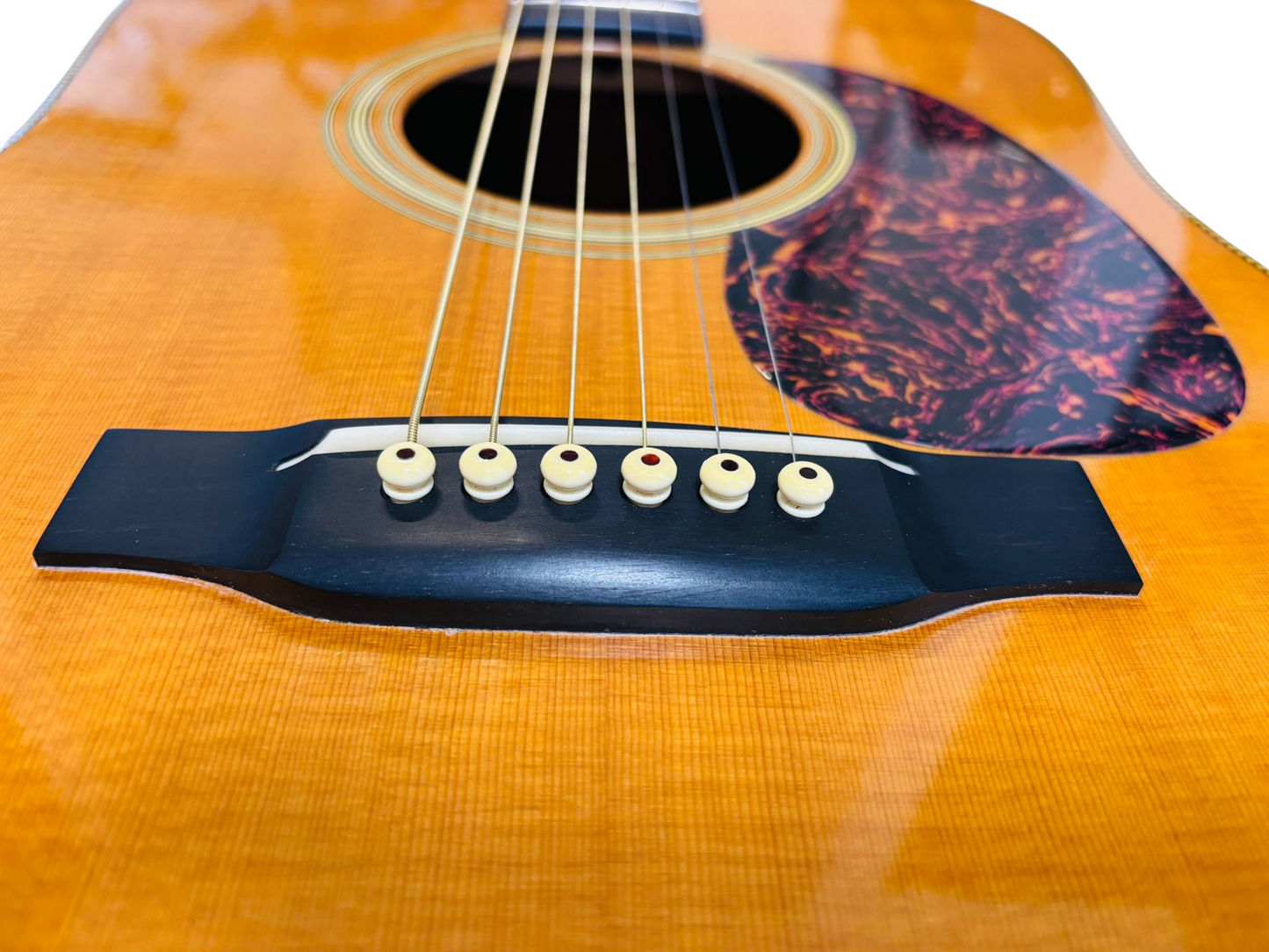 Martin HD-28V Vintage Series 2010