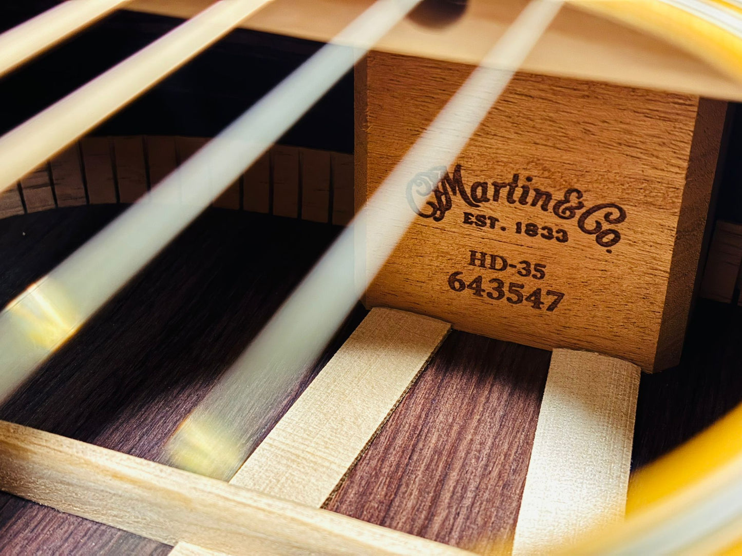 Martin HD-35 (Pre-owned) 1998 A+ condition