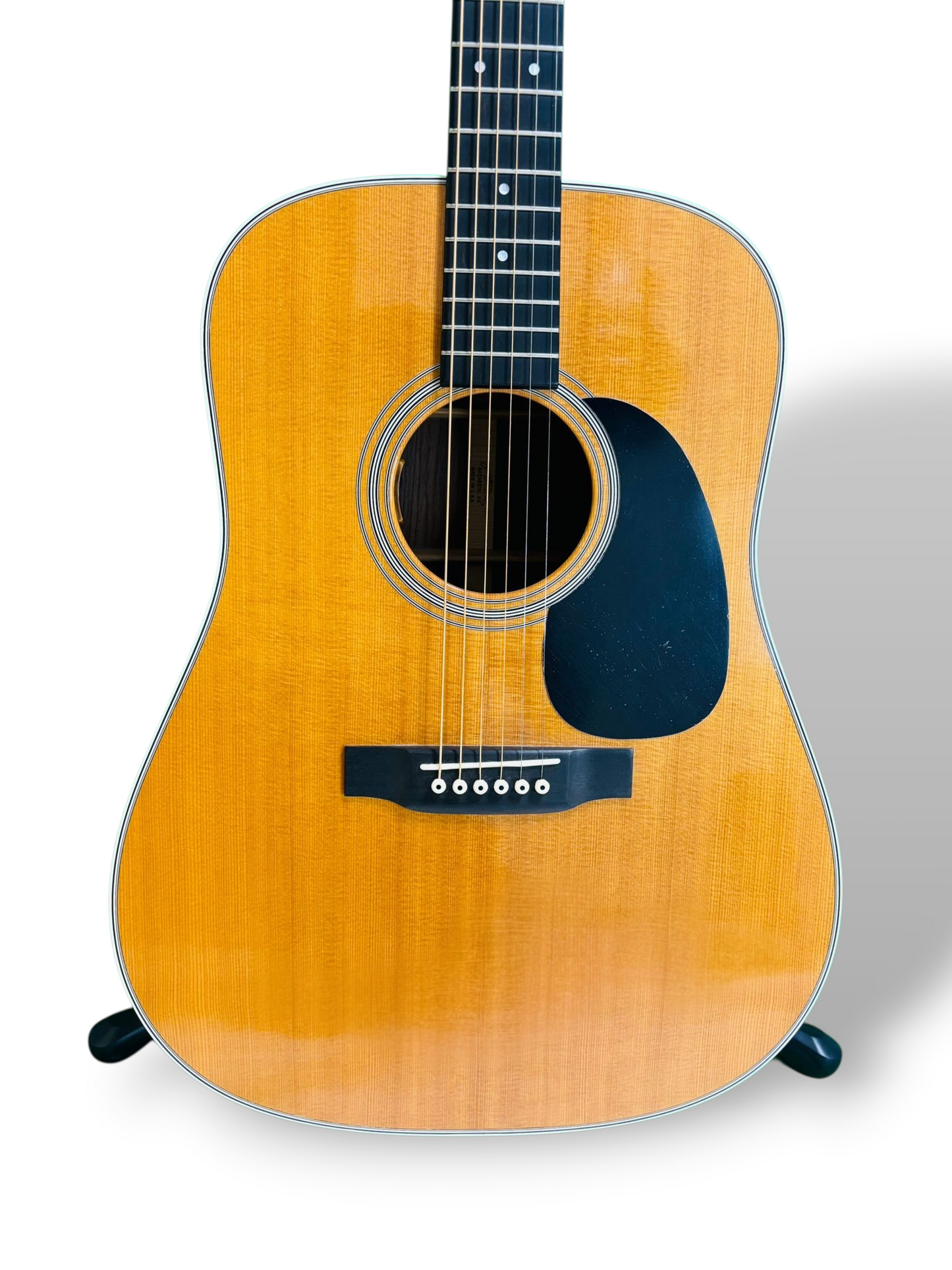 Martin D-28 Standard 2013 L.R Baggs