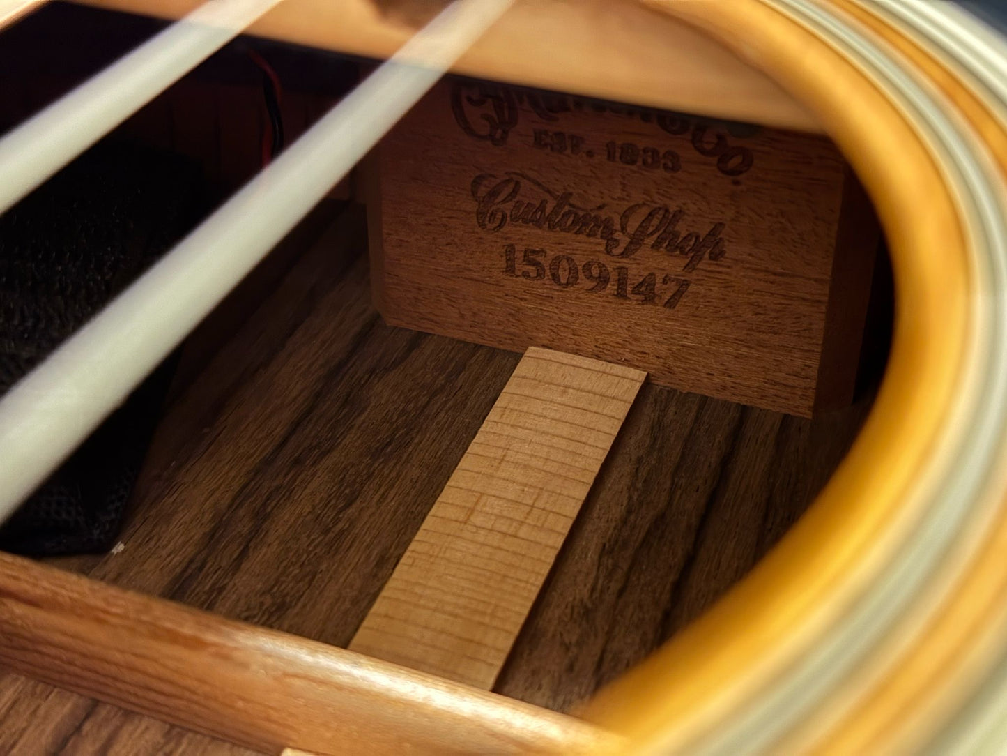 Martin 000-28 custom shop (Pre-owned) 2011 Premium Top /Genuine Mahogany