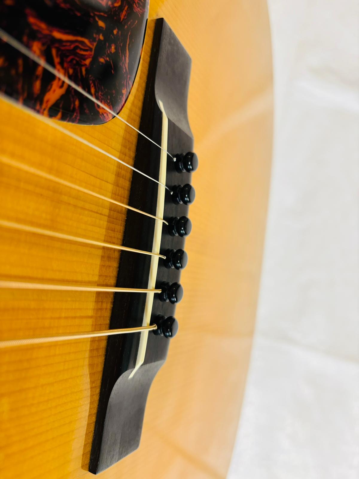 Martin D-18GE Golden Era 2007 – Adirondack & Mahogany Powerhouse