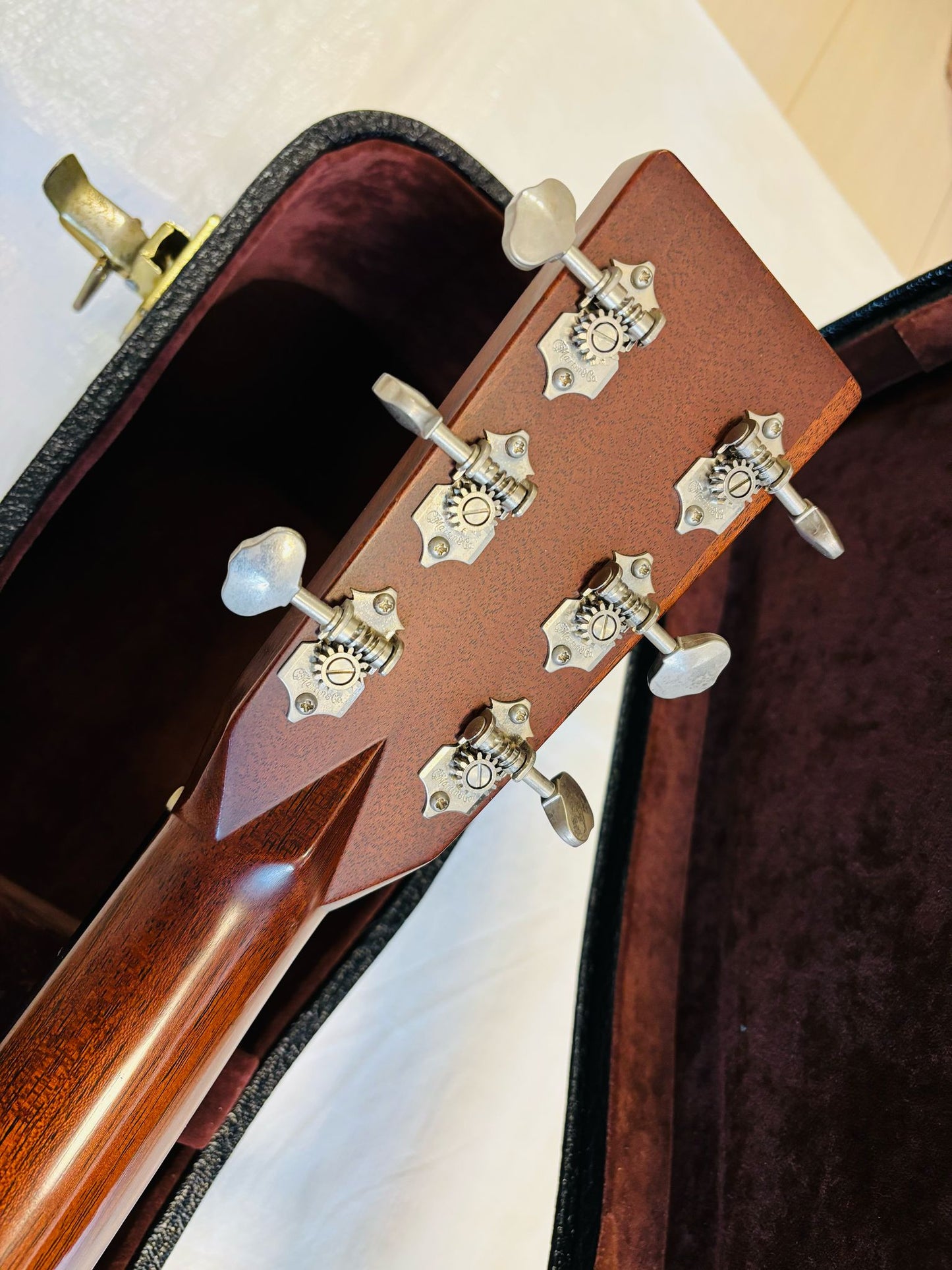 Martin HD-28V Vintage Series (Pre-Owned) 2014  LR Baggs M1pickup