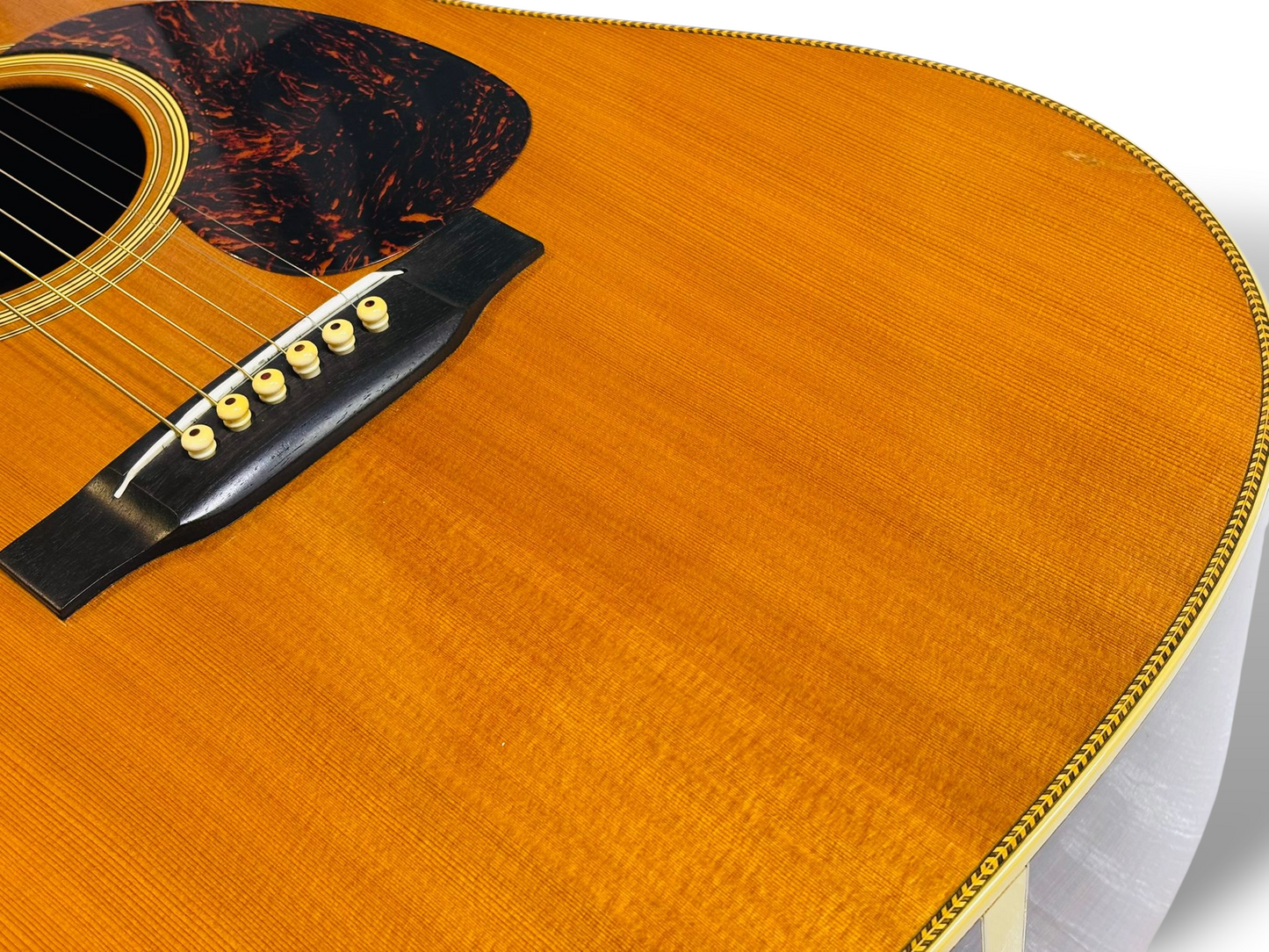 Martin HD-28V Vintage Series (Pre-owned) 2012