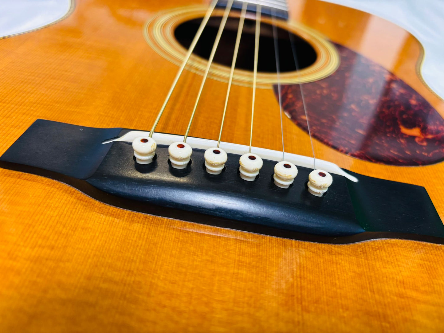 Martin OM-28V (Pre-owned) 2005