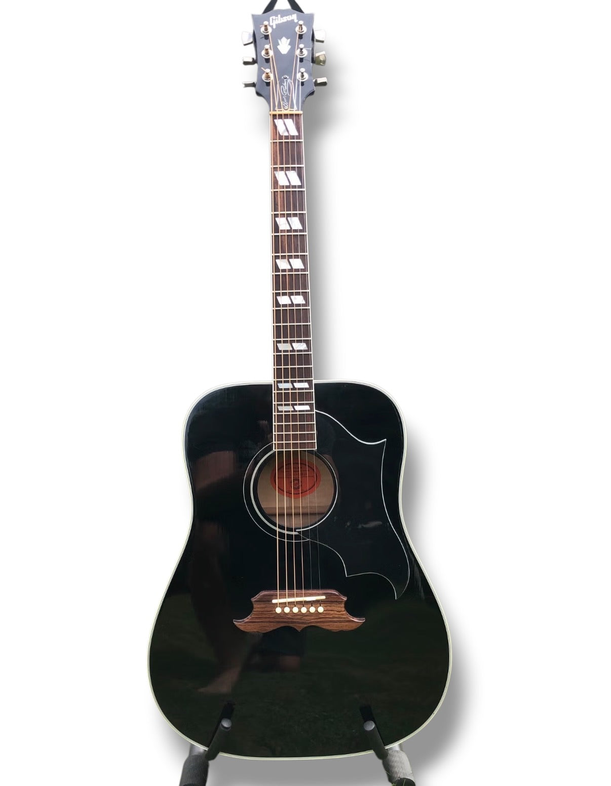 Gibson Elvis Presley Dove (2002) – Limited Edition